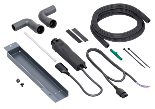 Connection kit for condensation pump